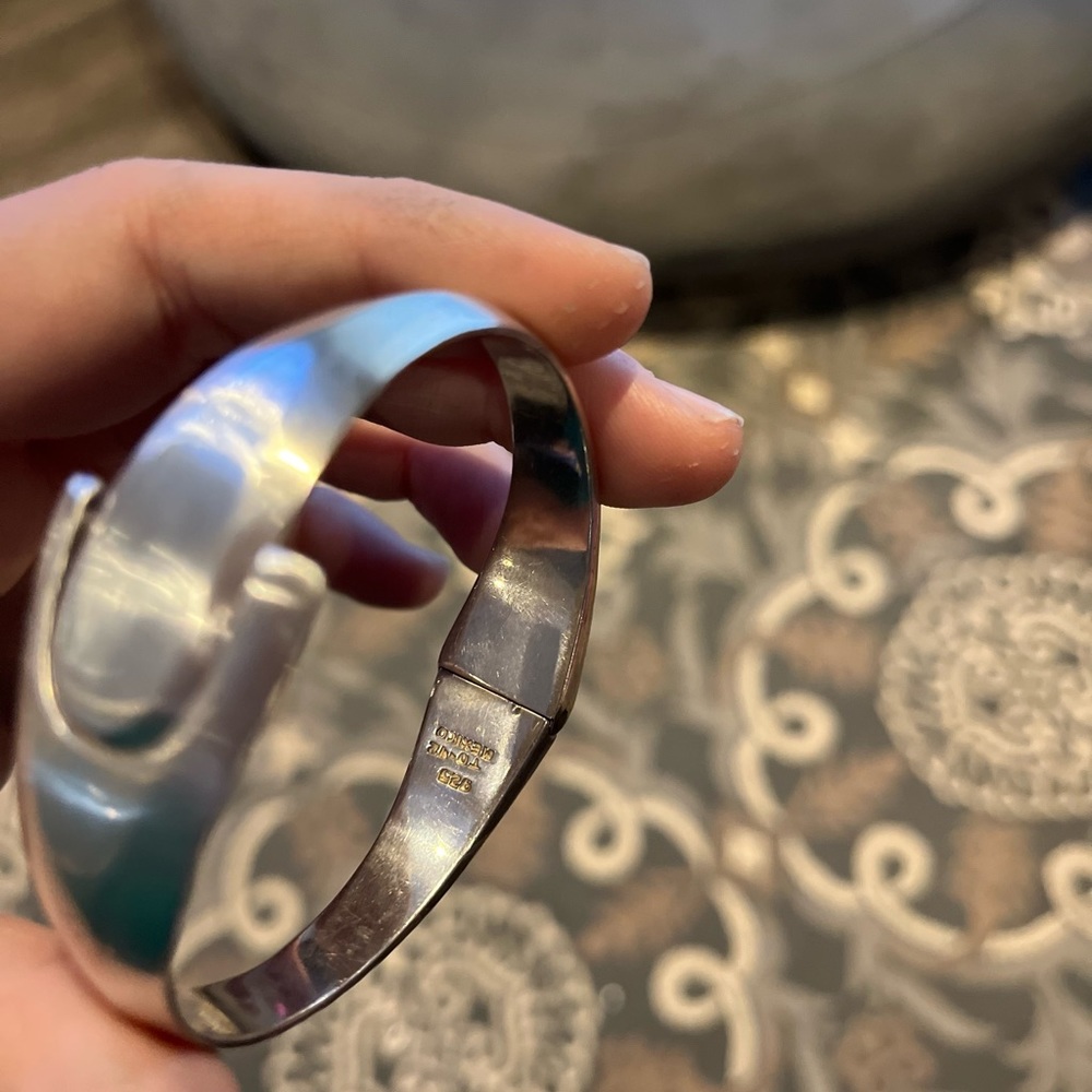 Minimalist Solid Silver Bangle Bracelet - image 3